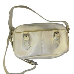 Aurielle Leather Hobo Handbag Purse Beige Pockets Key Fob Card Section Shoulder